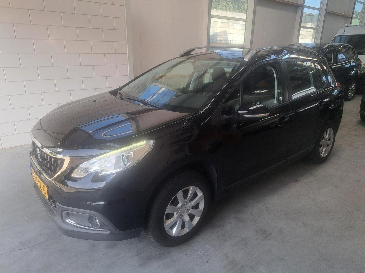 SUVSUV Peugeot | 2008 | 1.2 PureTech Blue Lion | 2016 | 159.008 km | KS512G | Logisch: slika 1