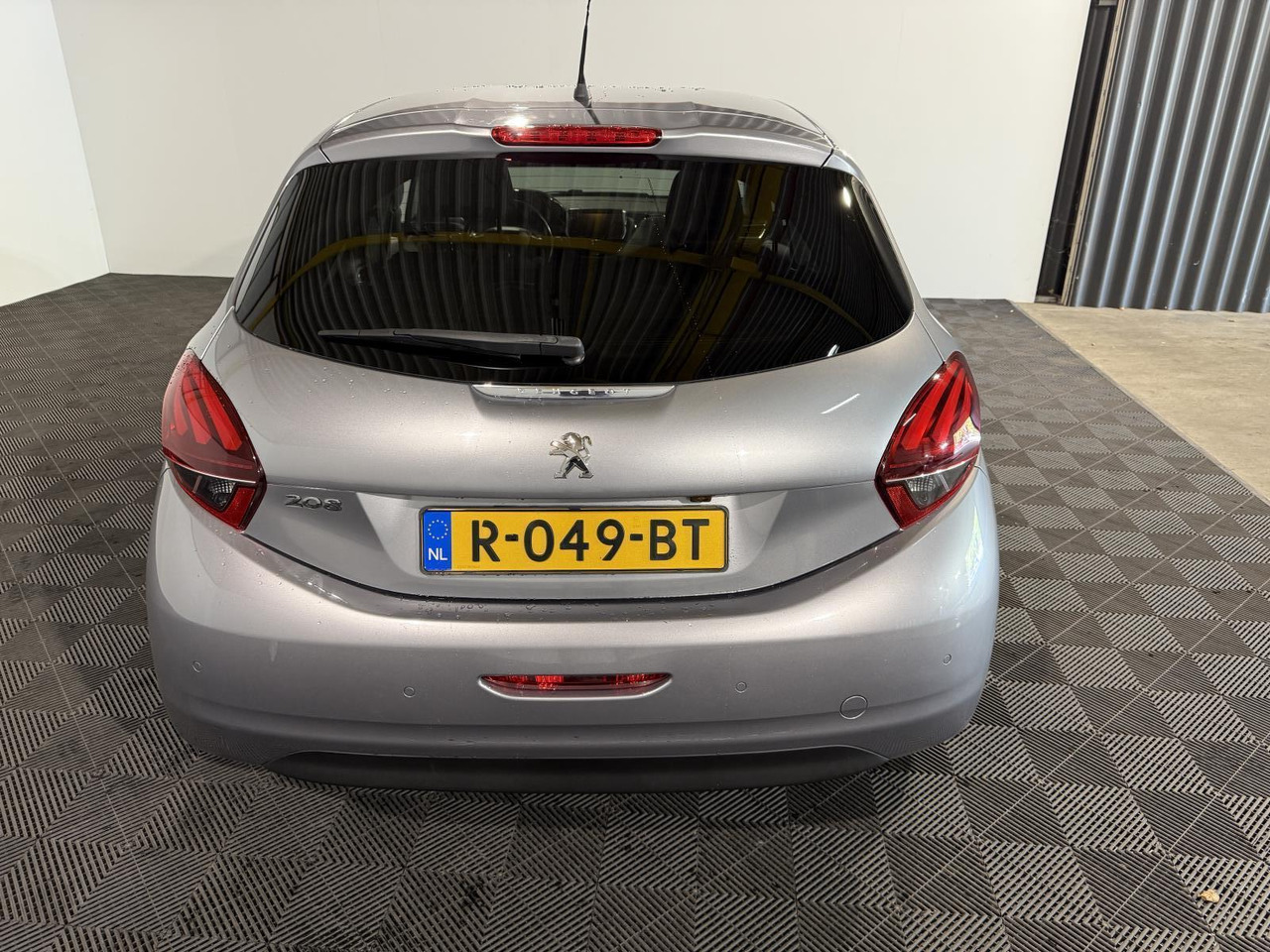 Peugeot | 208 | 1.5 BlueHDi Blue Lease Allure | 2019 | 183.354 km | R049BT | Geen oordeel - Hečbek: slika 4 Peugeot | 208 | 1.5 BlueHDi Blue Lease Allure | 2019 | 183.354 km | R049BT | Geen oordeel - Hečbek: slika 4
