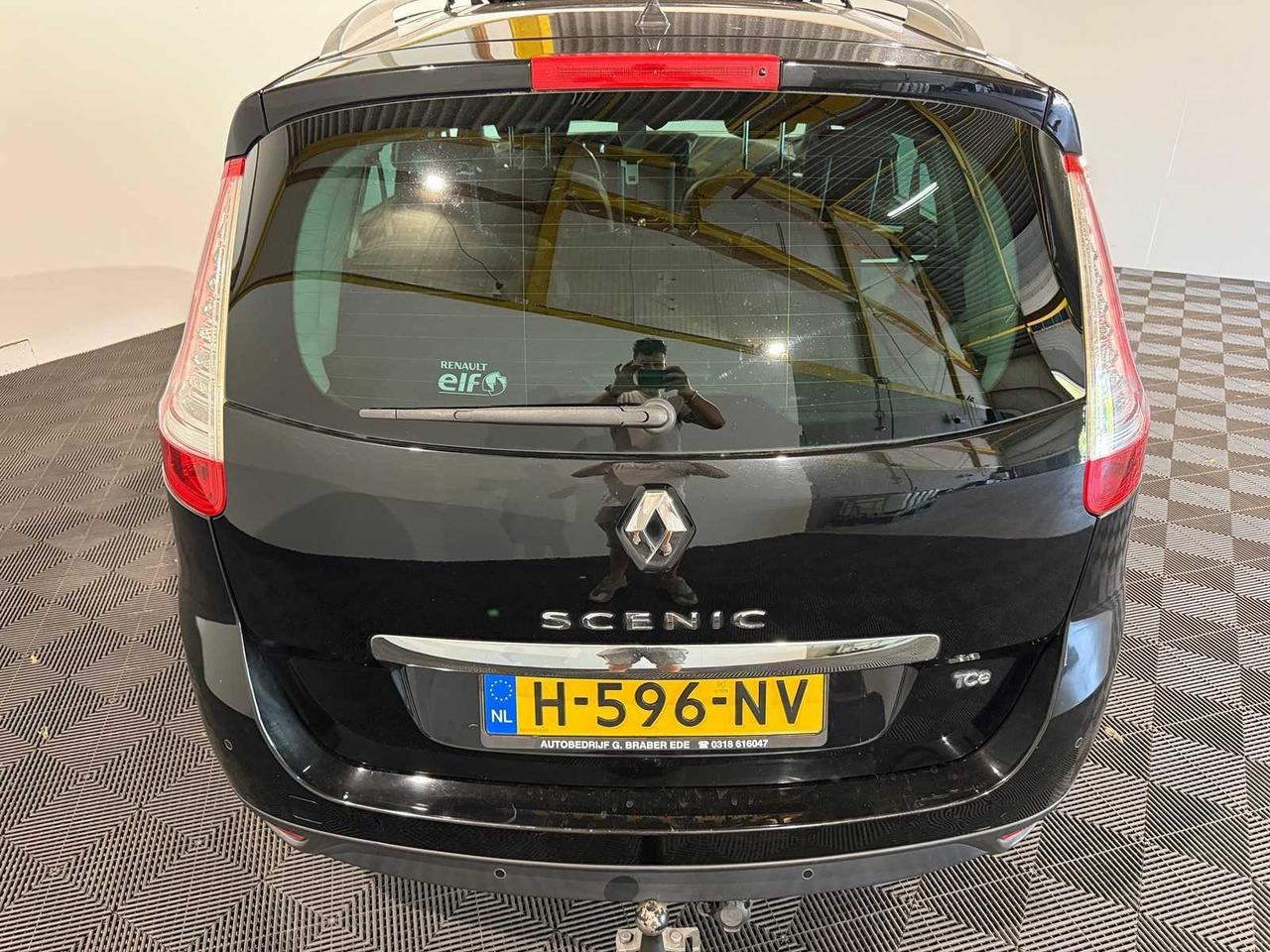 Renault Grand Scénic 1.2 Tce Bose | 2016 | 118.319 km | H-596-NV - Automobil: slika 2 Renault Grand Scénic 1.2 Tce Bose | 2016 | 118.319 km | H-596-NV - Automobil: slika 2