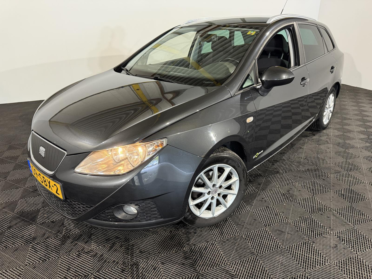 SEAT | Ibiza ST | 1.2 TDI COPA Plus Ecomotive | 2011 | 250.110 km | 09SBX2 | Logisch - Automobil: slika 1 SEAT | Ibiza ST | 1.2 TDI COPA Plus Ecomotive | 2011 | 250.110 km | 09SBX2 | Logisch - Automobil: slika 1