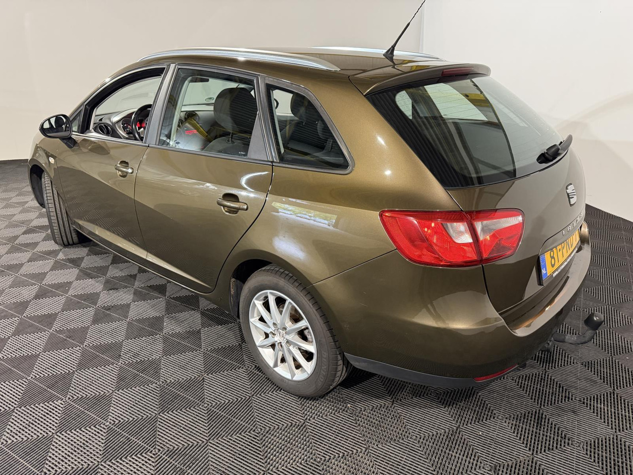 SEAT | Ibiza ST | 1.4 Style | 2011 | 276.390 km | 81PND7 | Logisch - Automobil: slika 3 SEAT | Ibiza ST | 1.4 Style | 2011 | 276.390 km | 81PND7 | Logisch - Automobil: slika 3