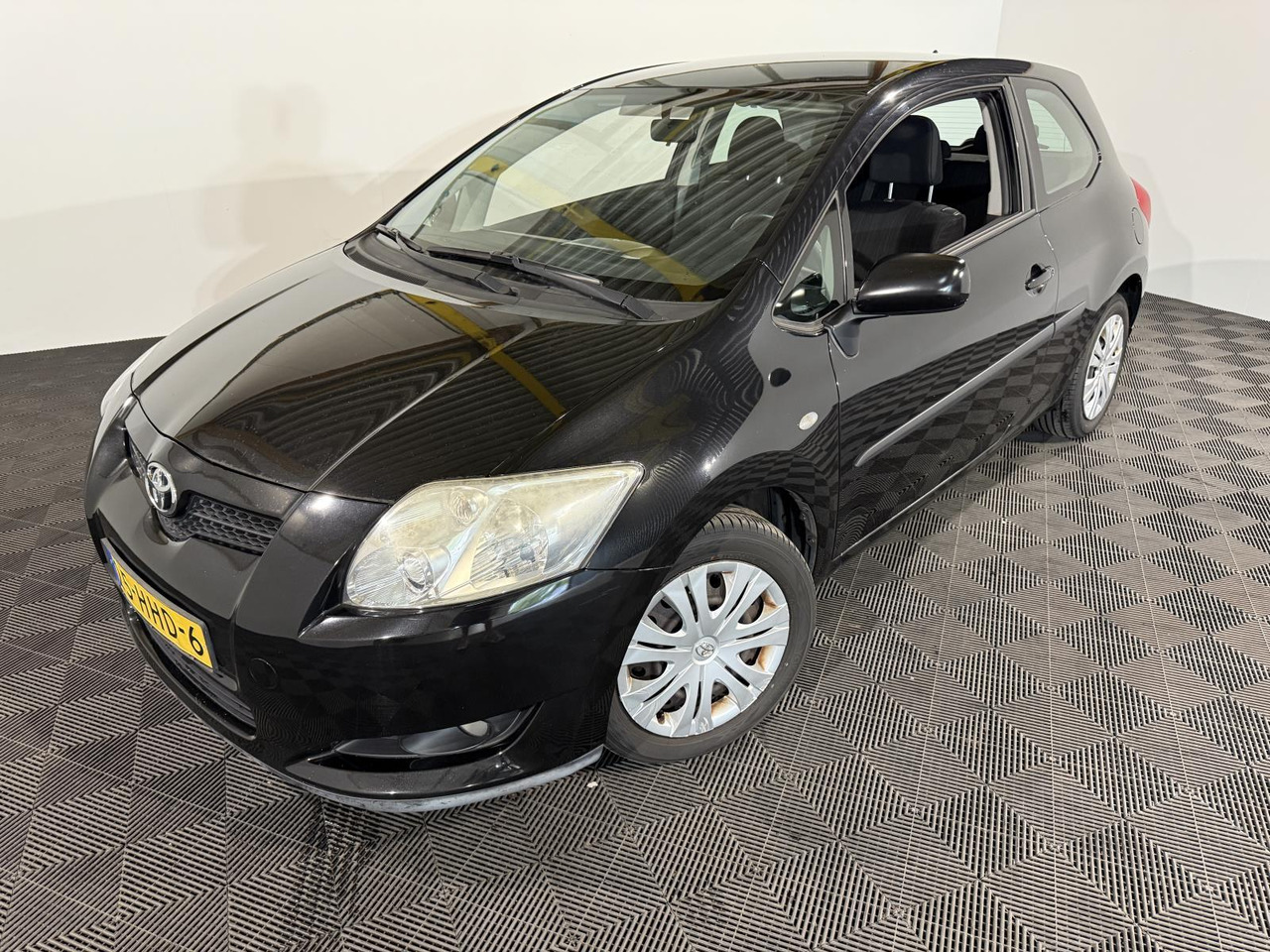 Toyota Auris 1.6-16V Sol Business 25-HHD-6 - Automobil: slika 1 Toyota Auris 1.6-16V Sol Business 25-HHD-6 - Automobil: slika 1
