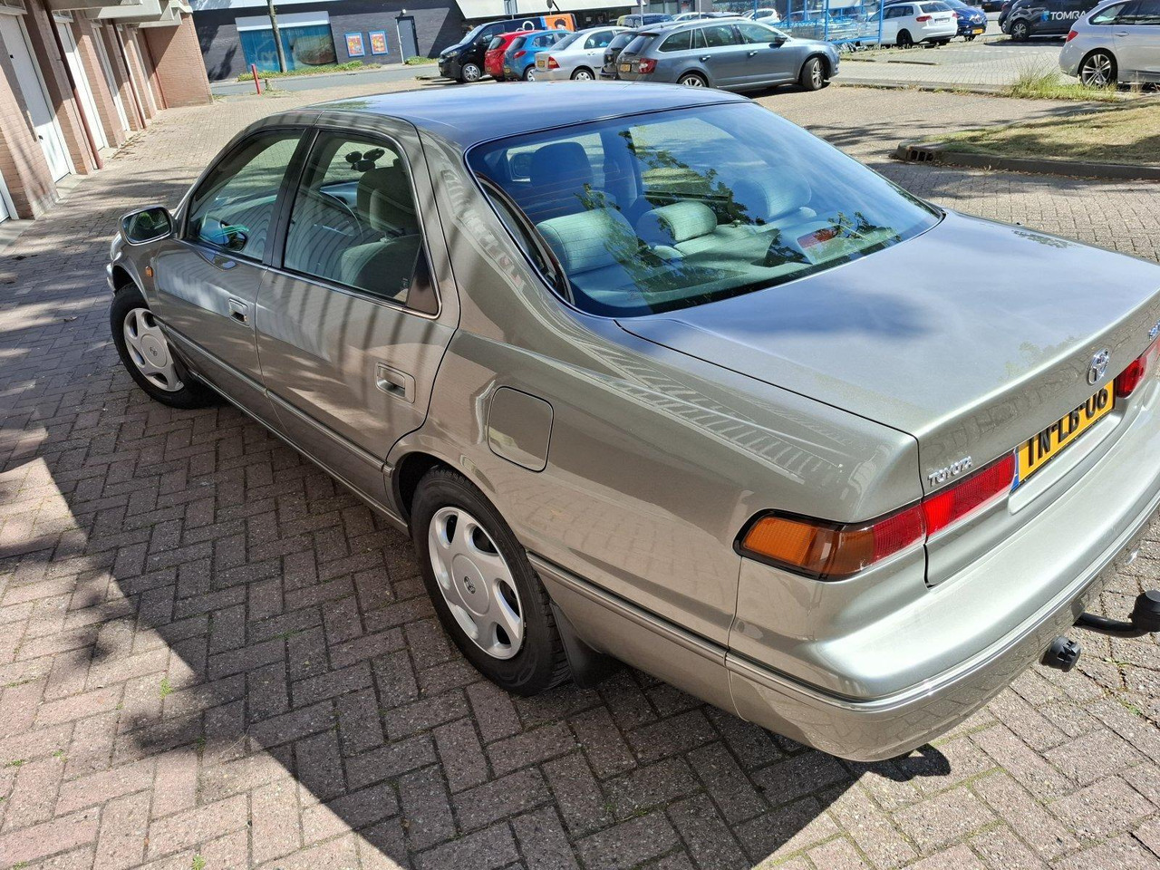 Toyota | Camry | 2.2i GL | 1998 | 122.000 km | TNLB06 | Logisch - Limuzina: slika 3 Toyota | Camry | 2.2i GL | 1998 | 122.000 km | TNLB06 | Logisch - Limuzina: slika 3