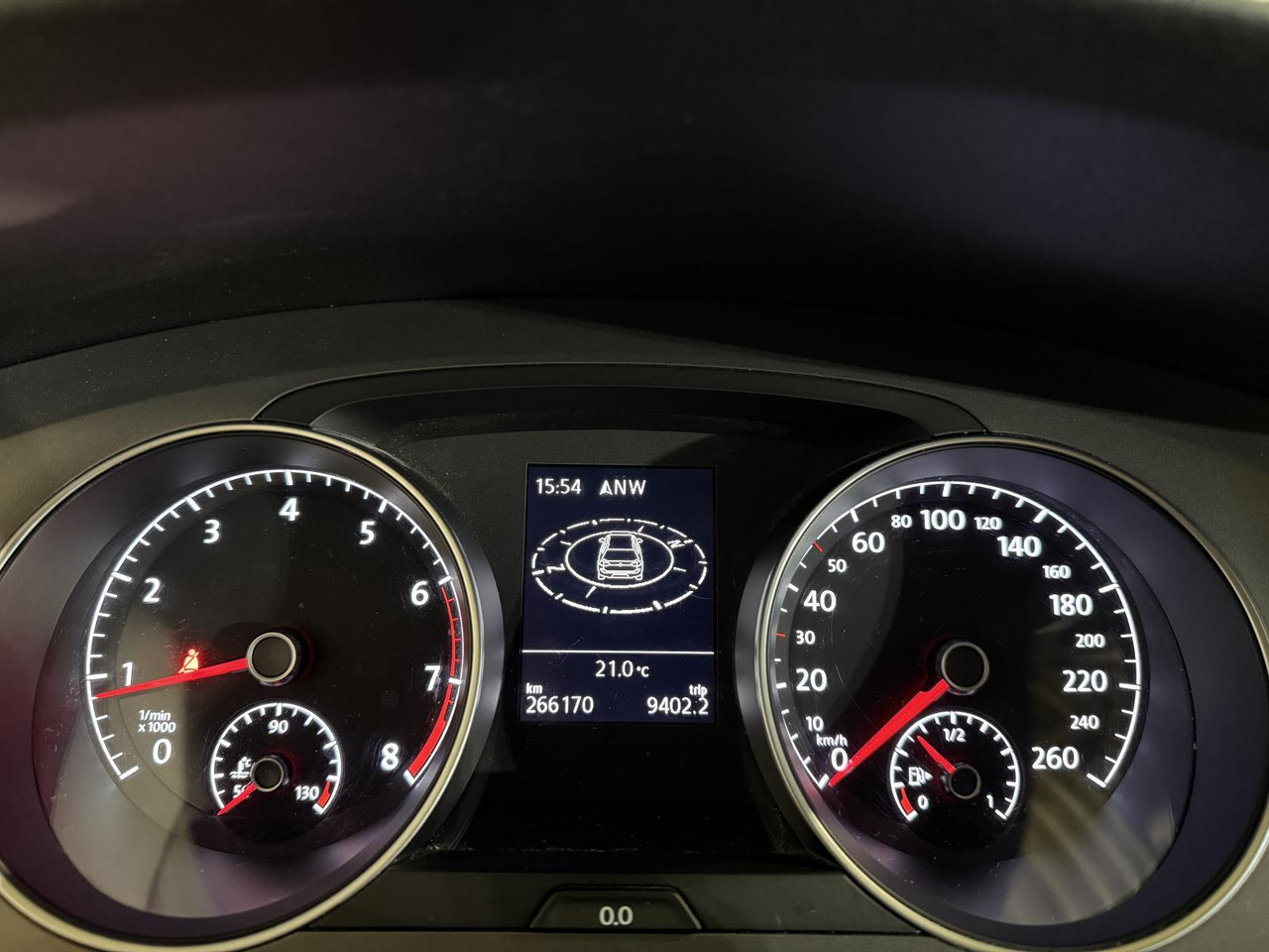 Volkswagen Golf 1.2 TSI Trend Edition 2015 GD-645-J 266.170 km - Hečbek: slika 2 Volkswagen Golf 1.2 TSI Trend Edition 2015 GD-645-J 266.170 km - Hečbek: slika 2