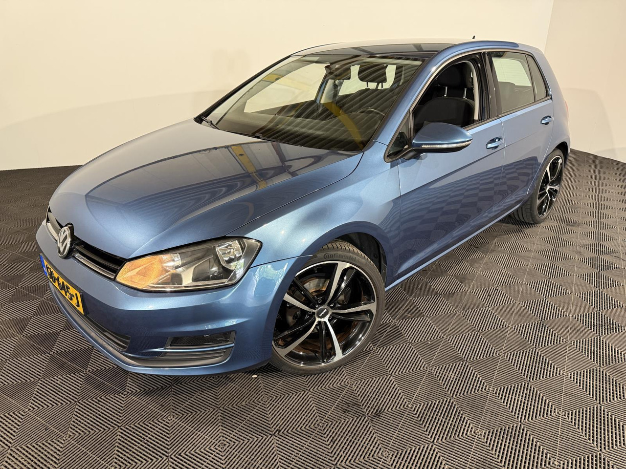 Volkswagen Golf 1.2 TSI Trend Edition 2015 GD-645-J 266.170 km - Hečbek: slika 1 Volkswagen Golf 1.2 TSI Trend Edition 2015 GD-645-J 266.170 km - Hečbek: slika 1