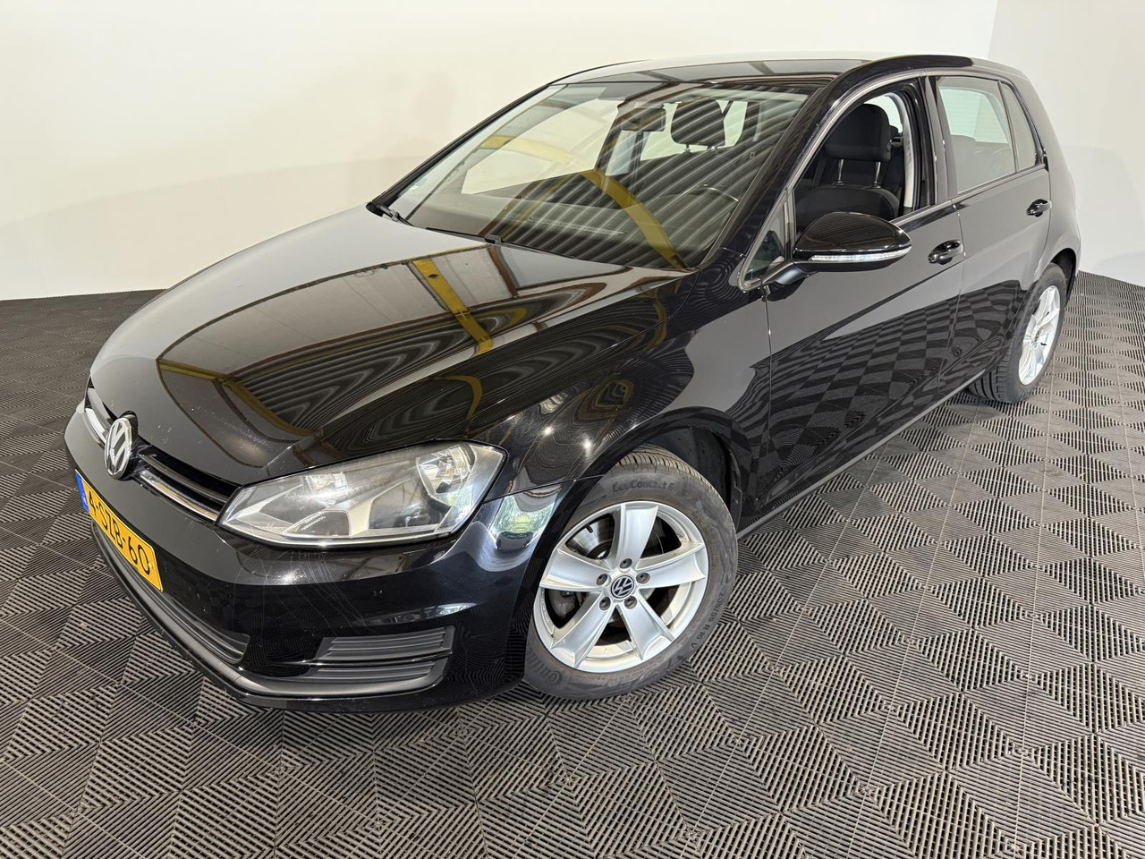 Volkswagen Golf 1.2 TSI Trendline | 2014 | 177.959 km | 4-SZB-60 - Hečbek: slika 1 Volkswagen Golf 1.2 TSI Trendline | 2014 | 177.959 km | 4-SZB-60 - Hečbek: slika 1