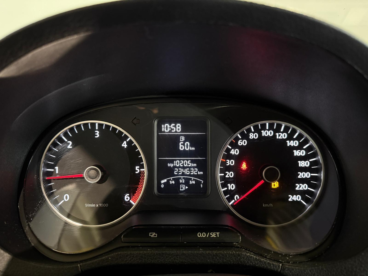 Volkswagen | Polo | 1.2 TDI BlueMotion Comfortline | 2012 | 234.632 km | 07THZ6 | Logisch - Hečbek: slika 5 Volkswagen | Polo | 1.2 TDI BlueMotion Comfortline | 2012 | 234.632 km | 07THZ6 | Logisch - Hečbek: slika 5