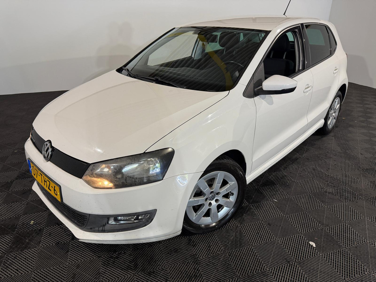 Volkswagen | Polo | 1.2 TDI BlueMotion Comfortline | 2012 | 234.632 km | 07THZ6 | Logisch - Hečbek: slika 1 Volkswagen | Polo | 1.2 TDI BlueMotion Comfortline | 2012 | 234.632 km | 07THZ6 | Logisch - Hečbek: slika 1