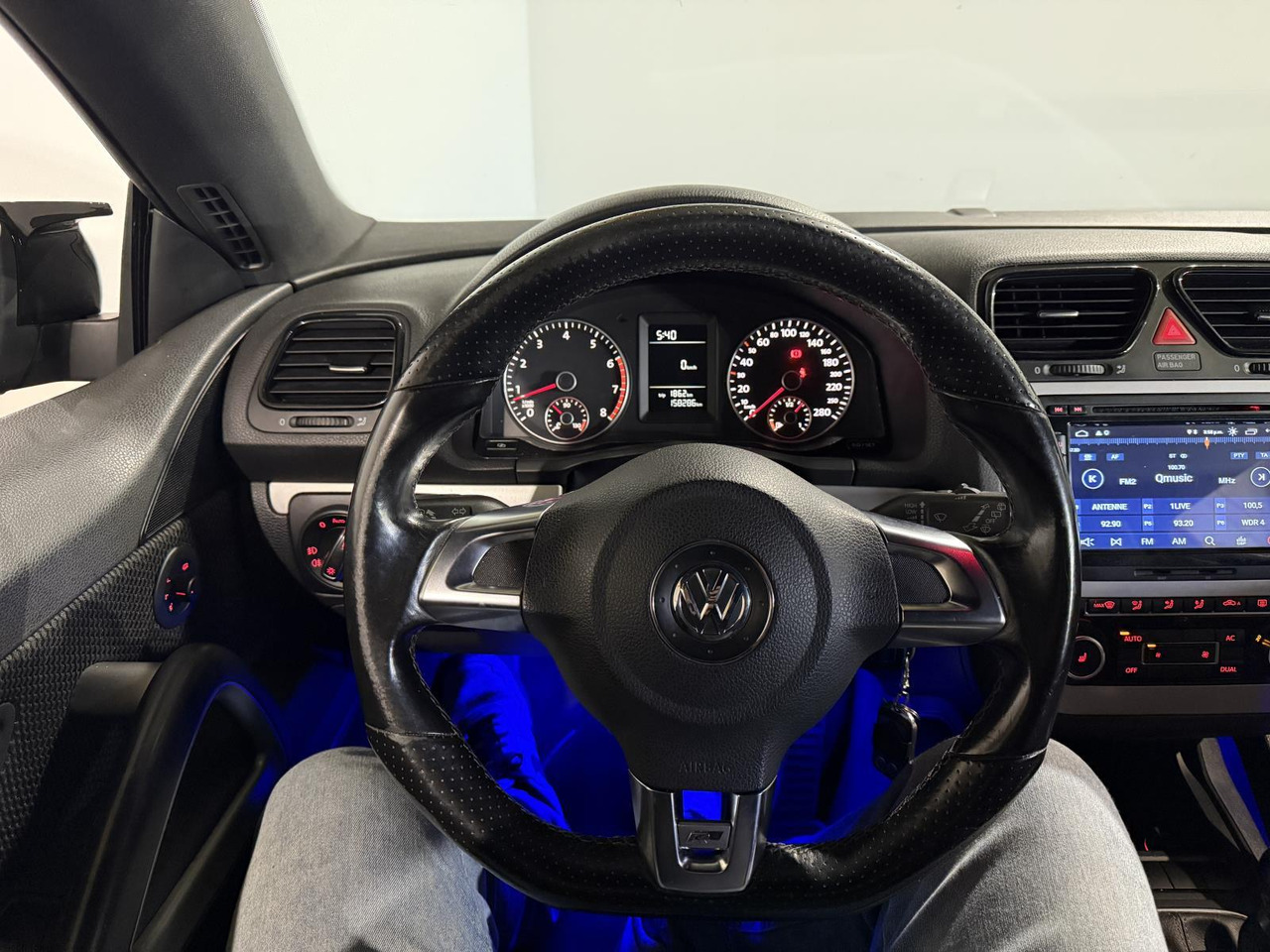 Volkswagen | Scirocco | 1.4 TSI | 2010 | 158.287 km | H107HN | Geen oordeel - Automobil: slika 3 Volkswagen | Scirocco | 1.4 TSI | 2010 | 158.287 km | H107HN | Geen oordeel - Automobil: slika 3