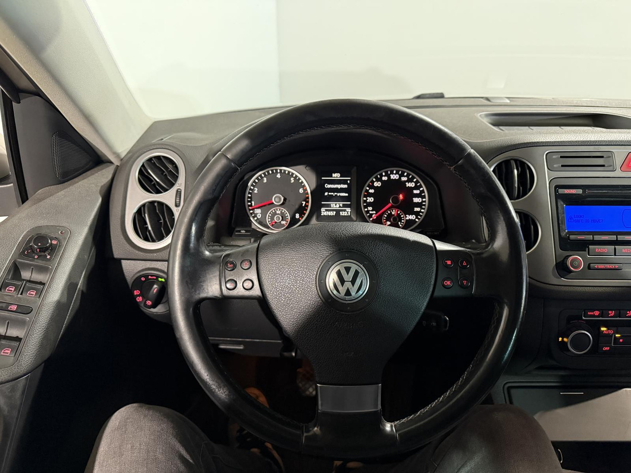 Volkswagen | Tiguan | 1.4 TSI Sport&Style | 2010 | 247.657 km | 41KRT5 | Logisch - SUVSUV: slika 3 Volkswagen | Tiguan | 1.4 TSI Sport&Style | 2010 | 247.657 km | 41KRT5 | Logisch - SUVSUV: slika 3