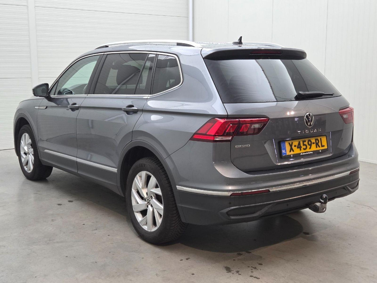 Volkswagen Tiguan Allspace 1.5 TSI R - Line 7p. | 2023 | 86.012 km | Automaat | X459RL | NAP: Geen oordeel - SUVSUV: slika 3 Volkswagen Tiguan Allspace 1.5 TSI R - Line 7p. | 2023 | 86.012 km | Automaat | X459RL | NAP: Geen oordeel - SUVSUV: slika 3