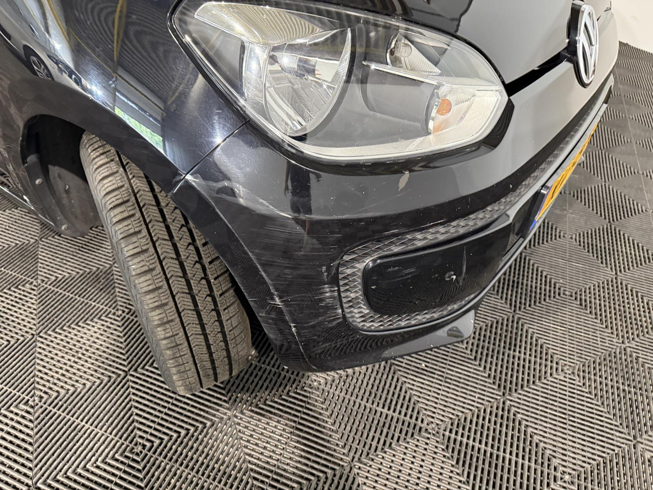 Volkswagen Up 1.0 Move up! BlueMotion | 2015 | 169.625 km | KV-984-T - Hečbek: slika 5 Volkswagen Up 1.0 Move up! BlueMotion | 2015 | 169.625 km | KV-984-T - Hečbek: slika 5