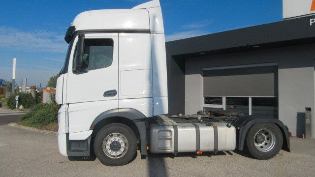 Mercedes-Benz Actros 1845LS Kipphydr. 2 Leiter - Tegljač: slika 4 Mercedes-Benz Actros 1845LS Kipphydr. 2 Leiter - Tegljač: slika 4