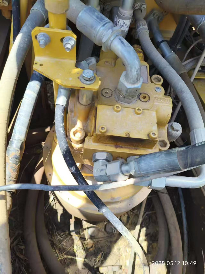 Bager guseničar novi CATPILLAR CAT330GC: slika 11