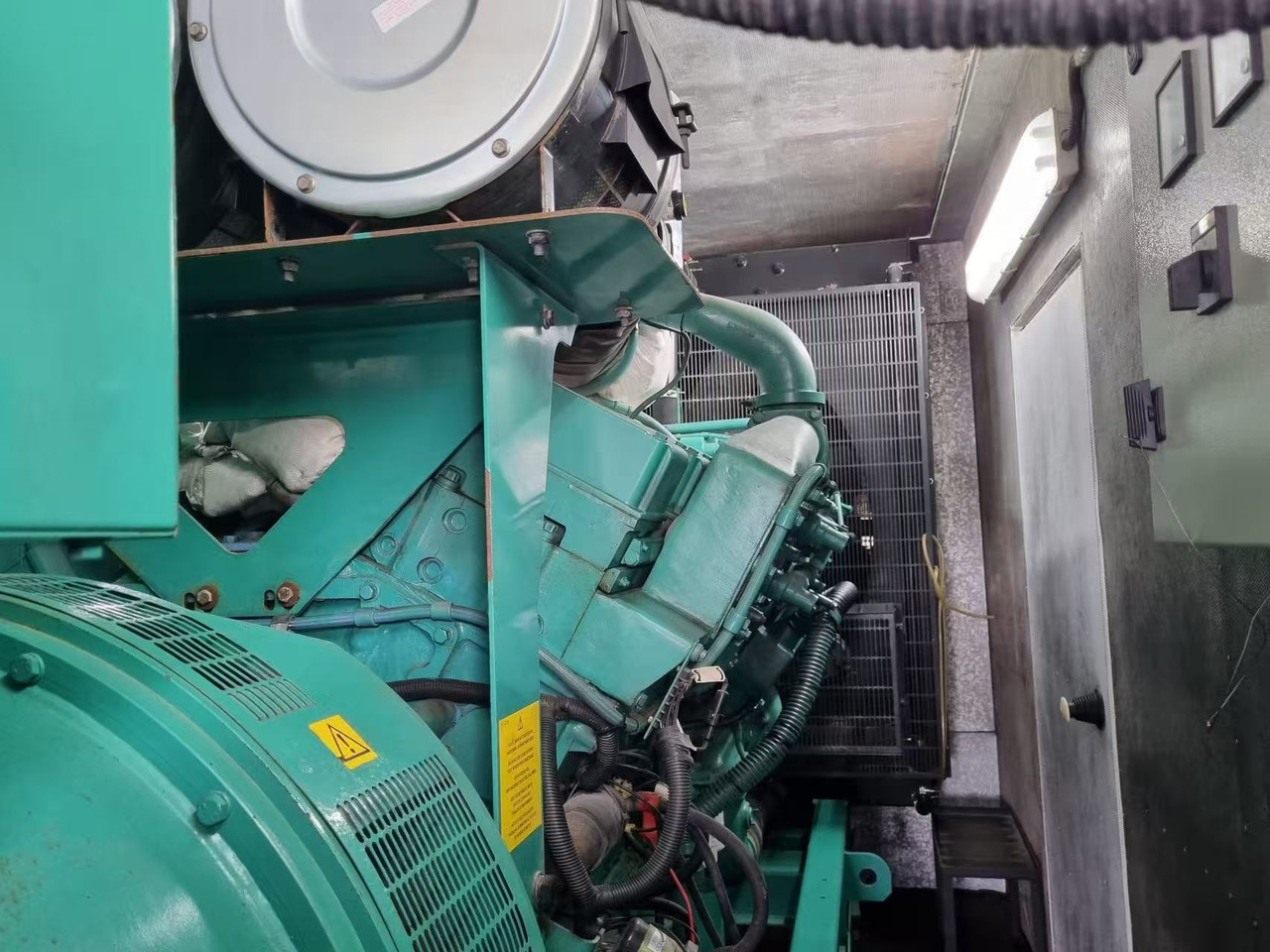 CUMMINS KTA50-G3 - Instrument/ Oprema: slika 5 CUMMINS KTA50-G3 - Instrument/ Oprema: slika 5