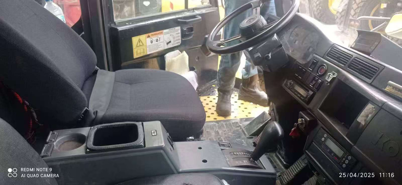 KOMATSU HD785-7 - Kiper sa krutom šasijom/ Kiper za kamen: slika 2 KOMATSU HD785-7 - Kiper sa krutom šasijom/ Kiper za kamen: slika 2