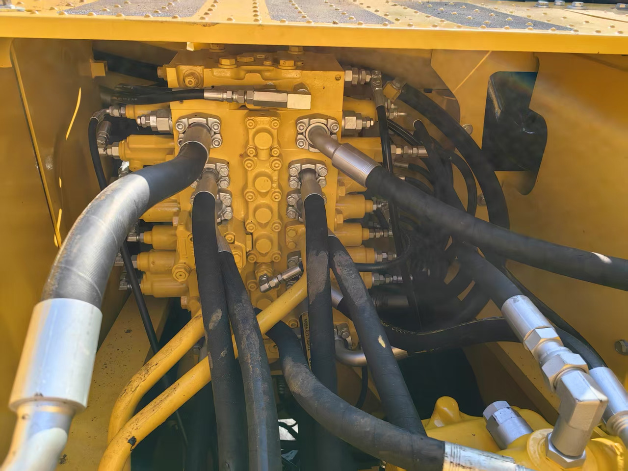 KOMATSU PC200-7 - Bager guseničar: slika 4 KOMATSU PC200-7 - Bager guseničar: slika 4