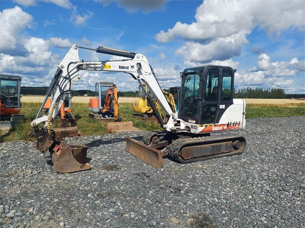 Bobcat 337D kallistajalla - Mini bager: slika 1 Bobcat 337D kallistajalla - Mini bager: slika 1