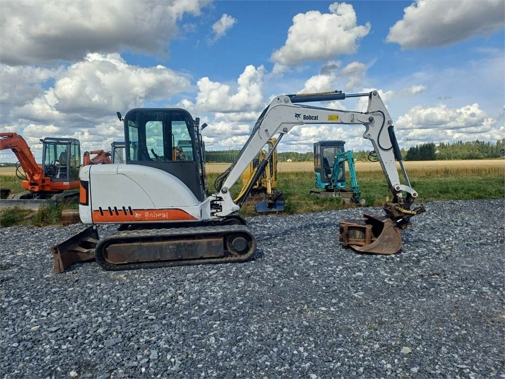 Bobcat 337D kallistajalla - Mini bager: slika 5 Bobcat 337D kallistajalla - Mini bager: slika 5