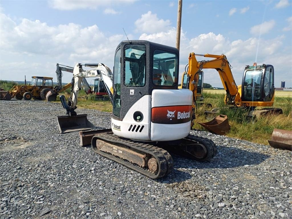 Bobcat 430hag kallistuvalla liittimellä - Mini bager: slika 3 Bobcat 430hag kallistuvalla liittimellä - Mini bager: slika 3