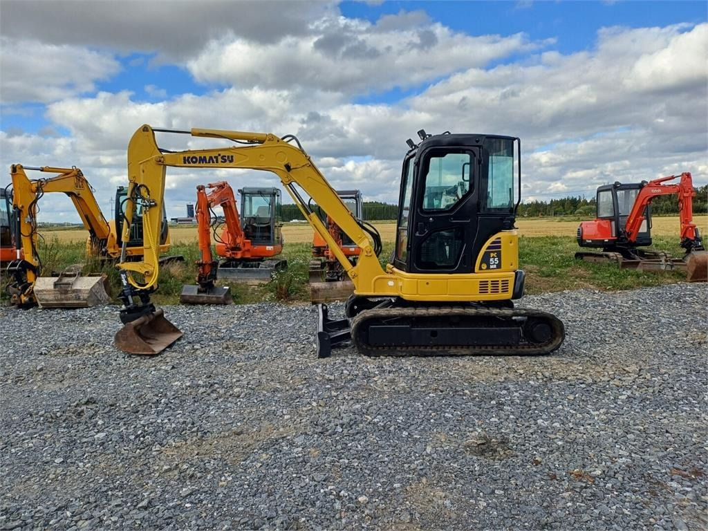 Komatsu PC55mr2 kallistuvalla liittimellä - Mini bager: slika 2 Komatsu PC55mr2 kallistuvalla liittimellä - Mini bager: slika 2
