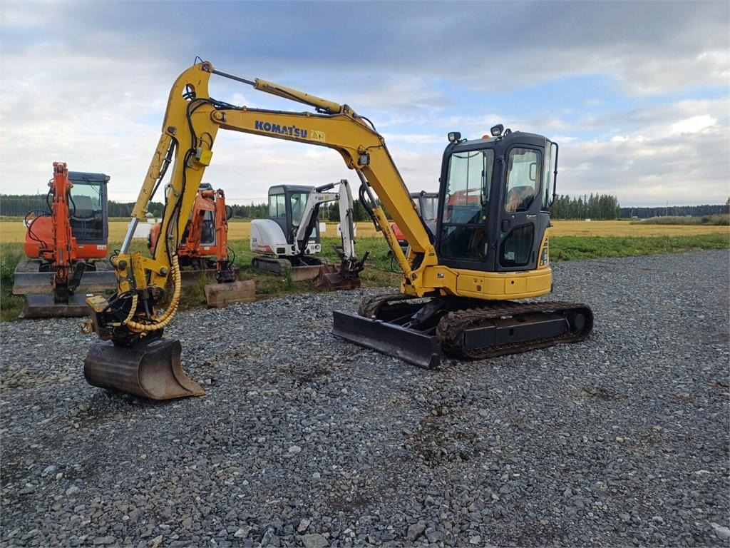 Komatsu pc50mr-2 Engcon pyörittäjällä - Mini bager: slika 1 Komatsu pc50mr-2 Engcon pyörittäjällä - Mini bager: slika 1