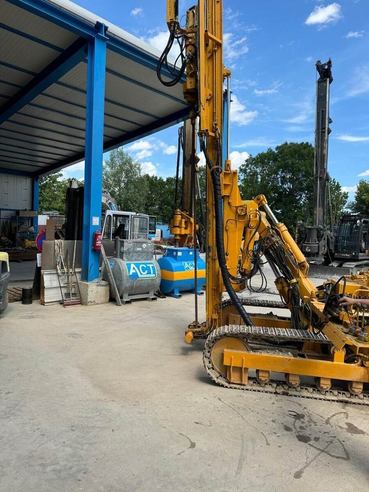 Klemm KR 805 DS - Veliki kamon za bušenje: slika 1 Klemm KR 805 DS - Veliki kamon za bušenje: slika 1