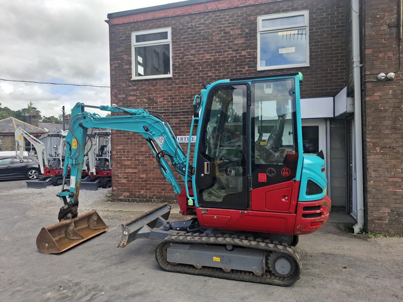 Takeuchi TB230 - Mini bager: slika 3 Takeuchi TB230 - Mini bager: slika 3