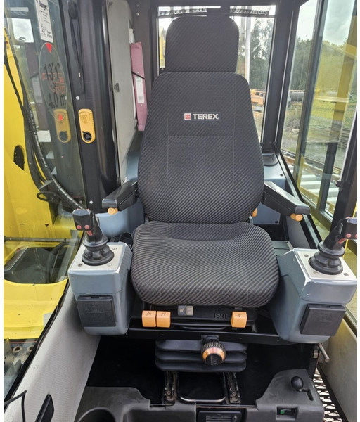 Terex AC140C Terex AC140C: slika 10 Terex AC140C Terex AC140C: slika 10