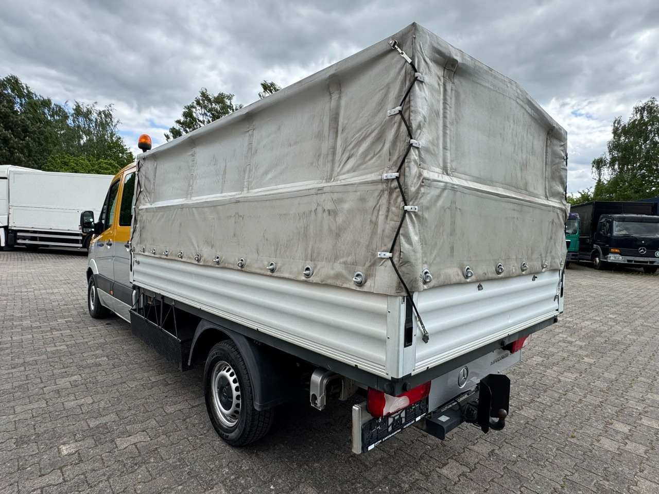 Mercedes-Benz 316 CDI/DK/Ahk/Top-Zustand/Tüv-Neu! - Dostavno vozilo sa ceradom, Dostavno vozilo sa duplom kabinom: slika 4 Mercedes-Benz 316 CDI/DK/Ahk/Top-Zustand/Tüv-Neu! - Dostavno vozilo sa ceradom, Dostavno vozilo sa duplom kabinom: slika 4