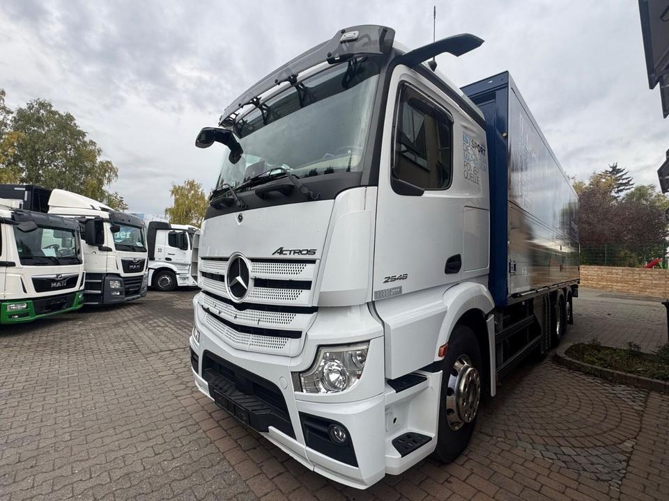 Mercedes-Benz Actros 2548L-/Lenk-Lift/Retarder/Mirror-Cam - Kamion za prevoz boca: slika 3 Mercedes-Benz Actros 2548L-/Lenk-Lift/Retarder/Mirror-Cam - Kamion za prevoz boca: slika 3