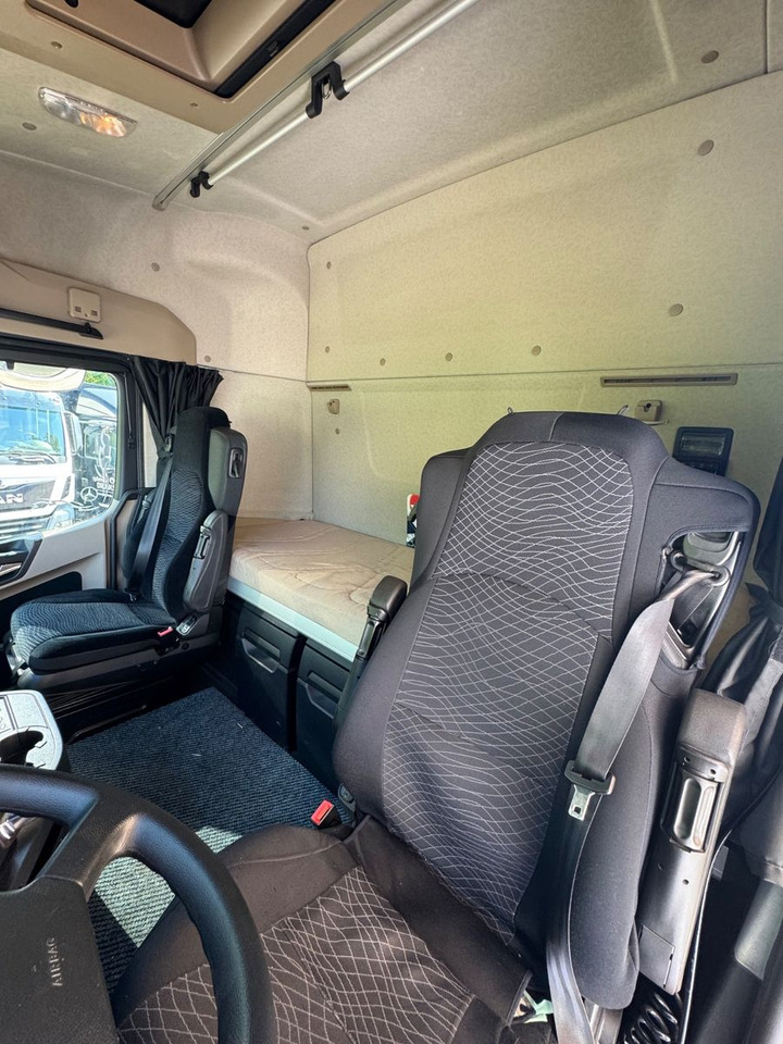 Kamion za prevoz boca Mercedes-Benz Actros2545/Lift-Lenk/Mitnahmestp/Retder: slika 8