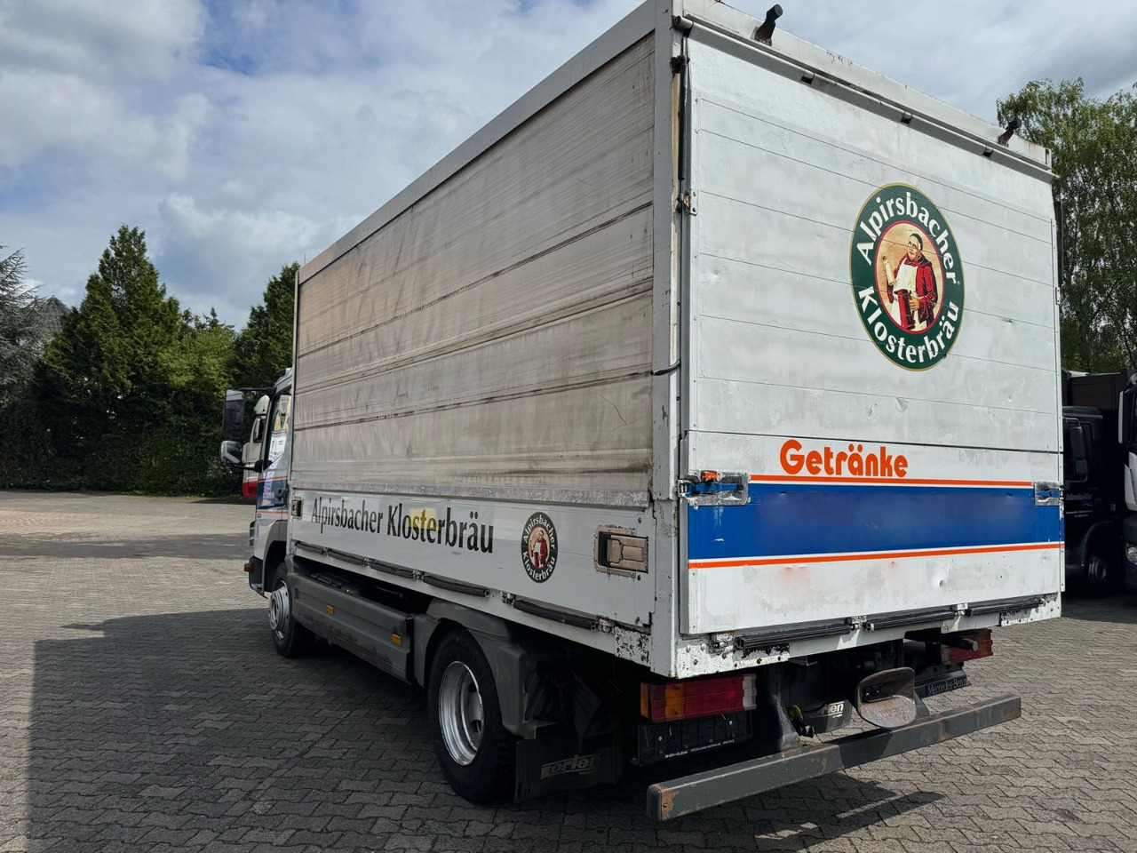 Mercedes-Benz Atego 818/Roll-Plane/Tüv-Neu/1xAHK-Maul/ - Kamion za prevoz boca: slika 4 Mercedes-Benz Atego 818/Roll-Plane/Tüv-Neu/1xAHK-Maul/ - Kamion za prevoz boca: slika 4