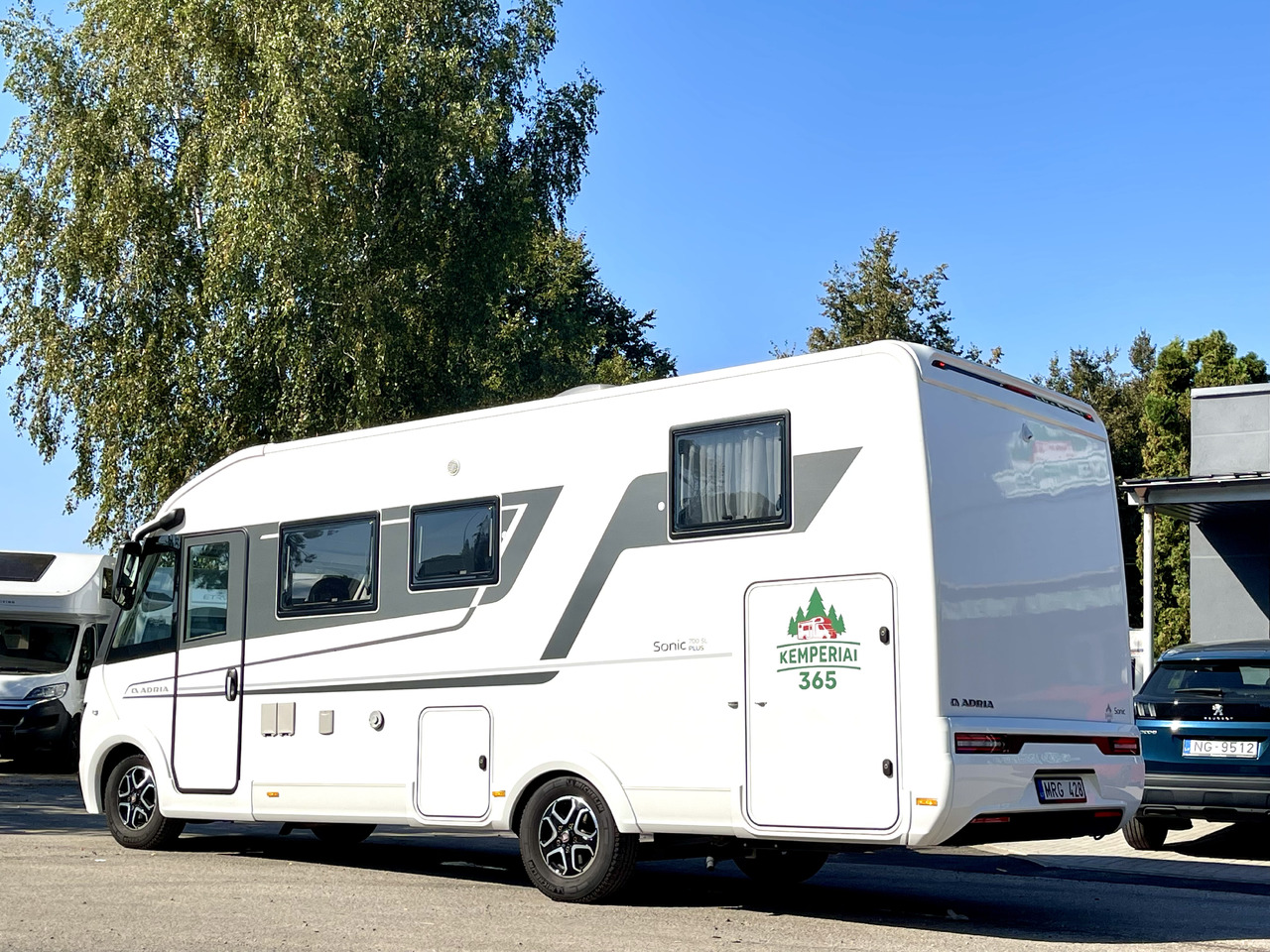 ADRIA Sonic Plus 700SL - Integrisani kamper: slika 3 ADRIA Sonic Plus 700SL - Integrisani kamper: slika 3