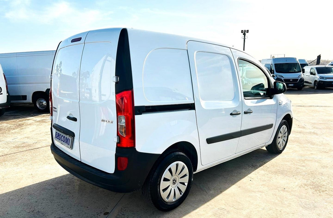 Mercedes Benz Citan 111 cdi Long 3 posti - Mali kombi: slika 4 Mercedes Benz Citan 111 cdi Long 3 posti - Mali kombi: slika 4