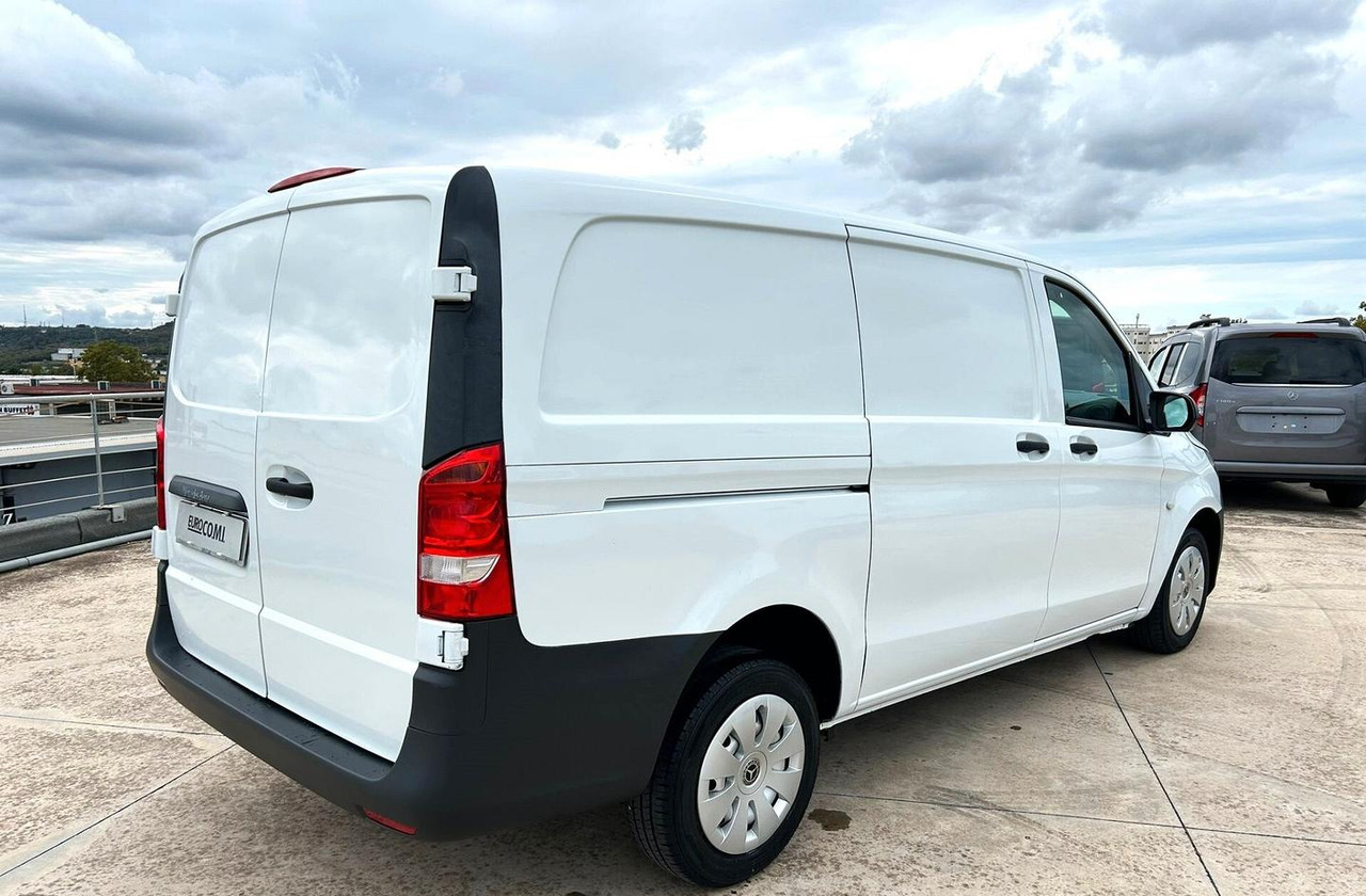 Mercedes Benz Vito 111 Furgone Long - Furgon: slika 5 Mercedes Benz Vito 111 Furgone Long - Furgon: slika 5