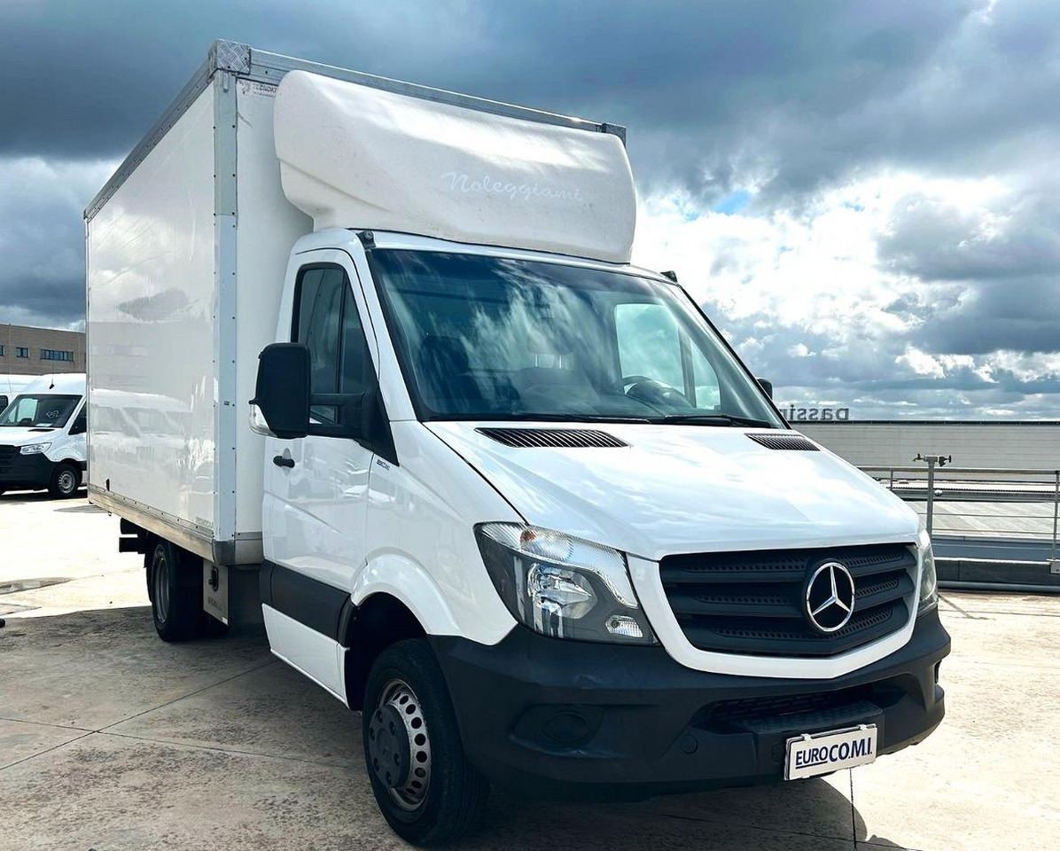 Sprinter 416 T 37/35 Furgonatura - Dostavno vozilo sa zatvorenim sandukom: slika 3 Sprinter 416 T 37/35 Furgonatura - Dostavno vozilo sa zatvorenim sandukom: slika 3