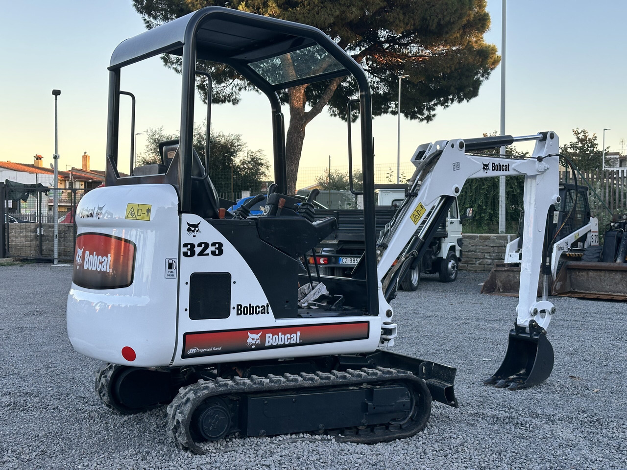 BOBCAT 323 - Mini bager: slika 3 BOBCAT 323 - Mini bager: slika 3