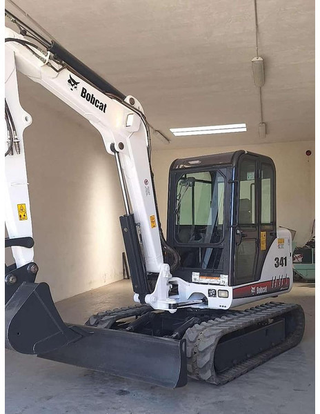 Bobcat 341 - Mini bager: slika 1 Bobcat 341 - Mini bager: slika 1