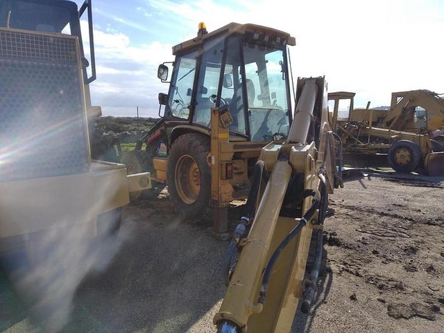 Caterpillar 432D - Bager utovarivač: slika 3 Caterpillar 432D - Bager utovarivač: slika 3