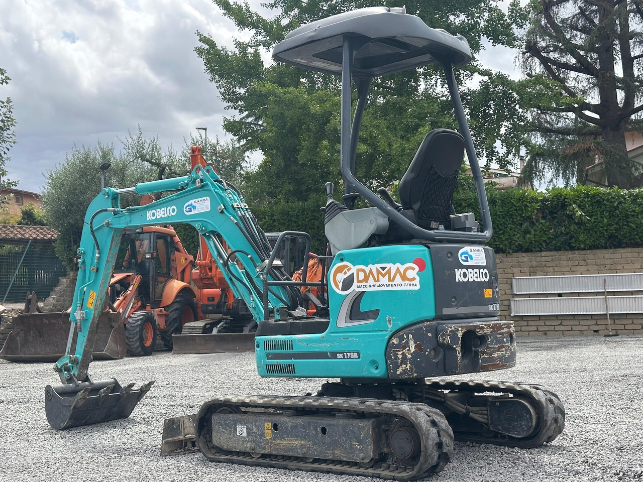 KOBELCO SK17SR-3E - Mini bager: slika 3 KOBELCO SK17SR-3E - Mini bager: slika 3