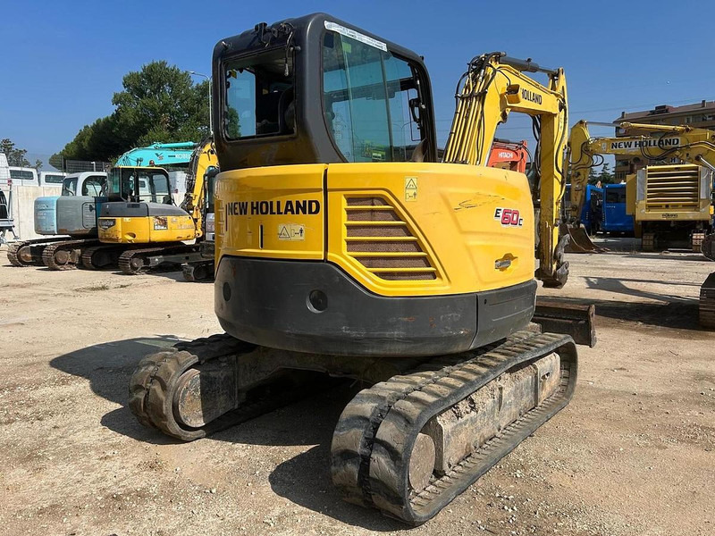 New Holland E60C - Mini bager: slika 4 New Holland E60C - Mini bager: slika 4