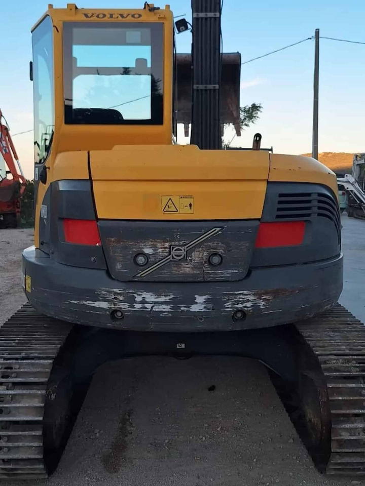 VOLVO ECR88 PLUS - Mini bager: slika 3 VOLVO ECR88 PLUS - Mini bager: slika 3