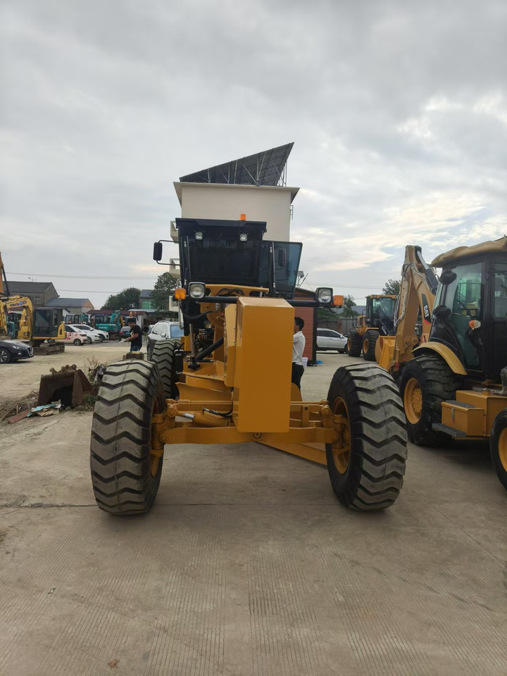 CATERPILLAR 140K - Grejder: slika 4 CATERPILLAR 140K - Grejder: slika 4