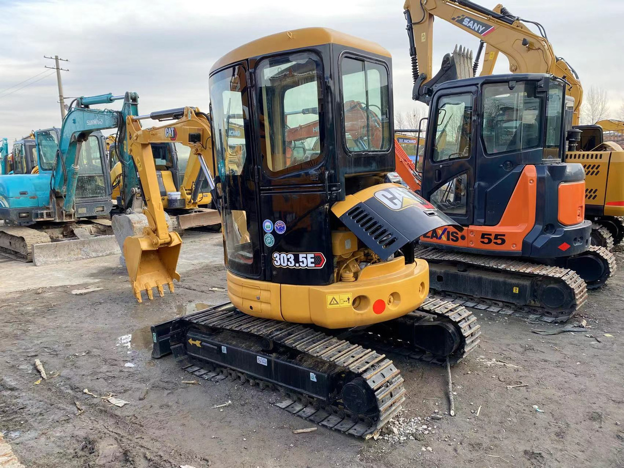 CATERPILLAR 303.5E2 - Mini bager: slika 1 CATERPILLAR 303.5E2 - Mini bager: slika 1