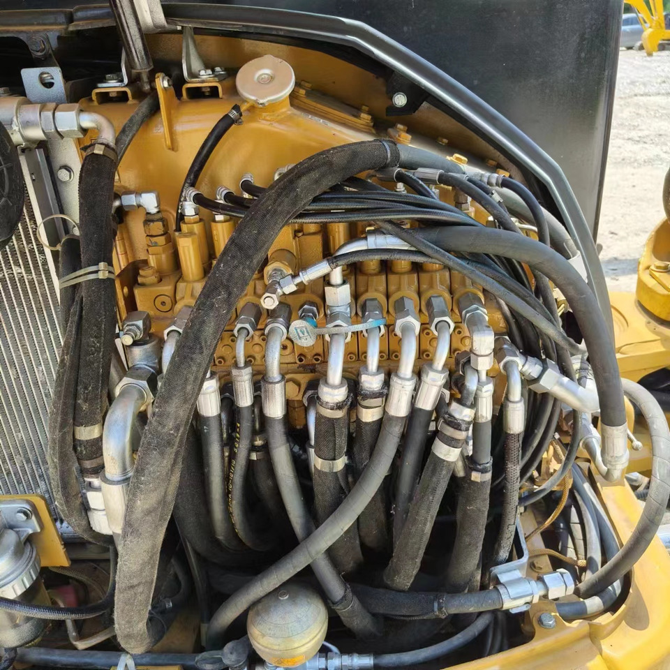 Mini bager CATERPILLAR 305: slika 11