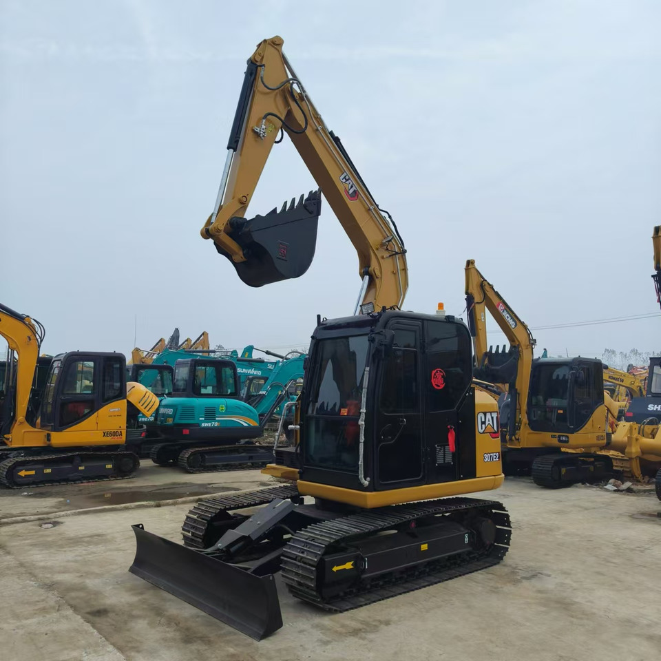 Bager guseničar CATERPILLAR 307E2: slika 11