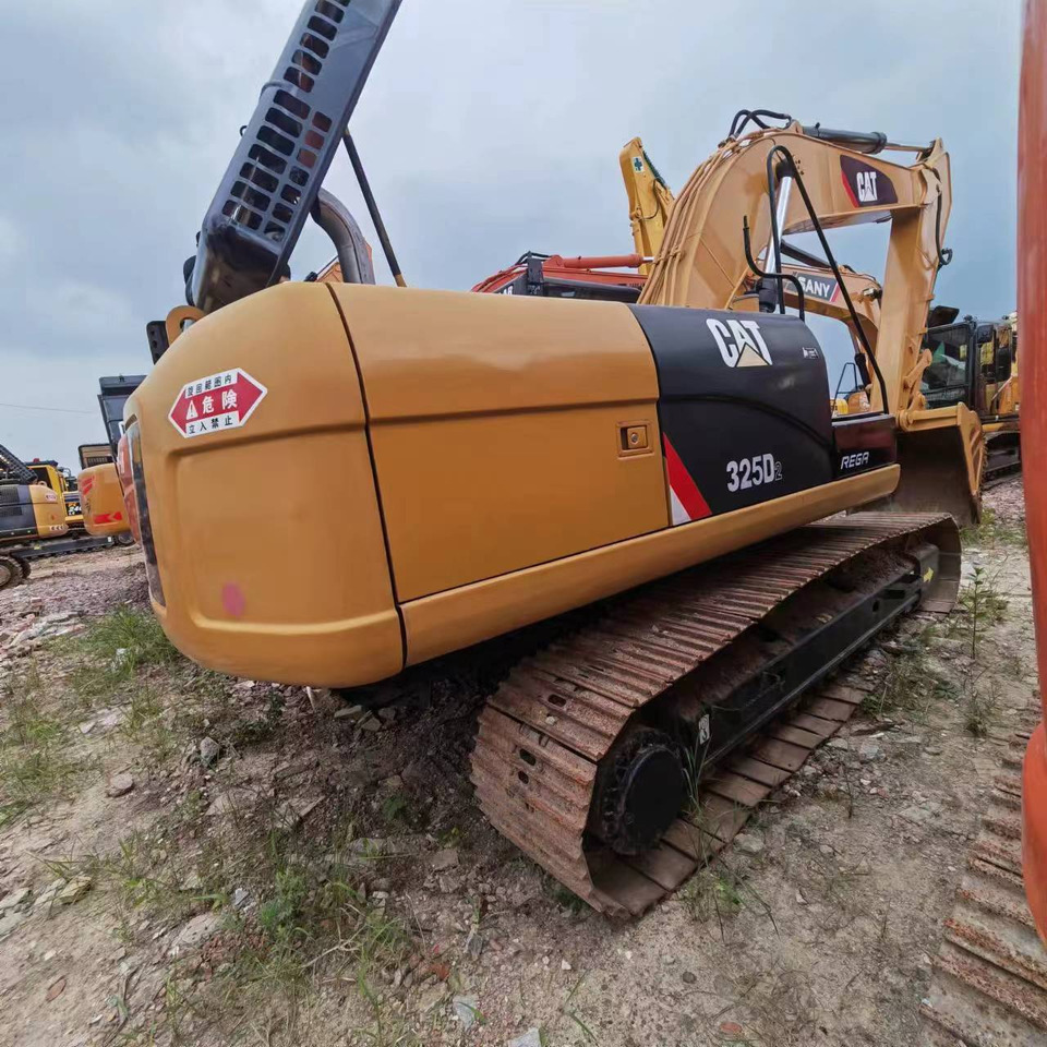CATERPILLAR 325D2 - Bager guseničar: slika 2 CATERPILLAR 325D2 - Bager guseničar: slika 2