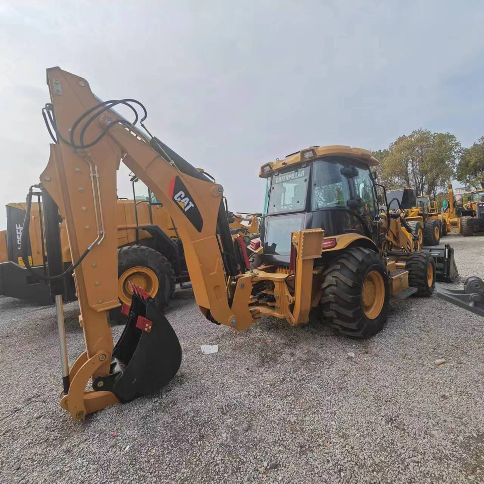 CATERPILLAR 420F - Bager utovarivač: slika 3 CATERPILLAR 420F - Bager utovarivač: slika 3