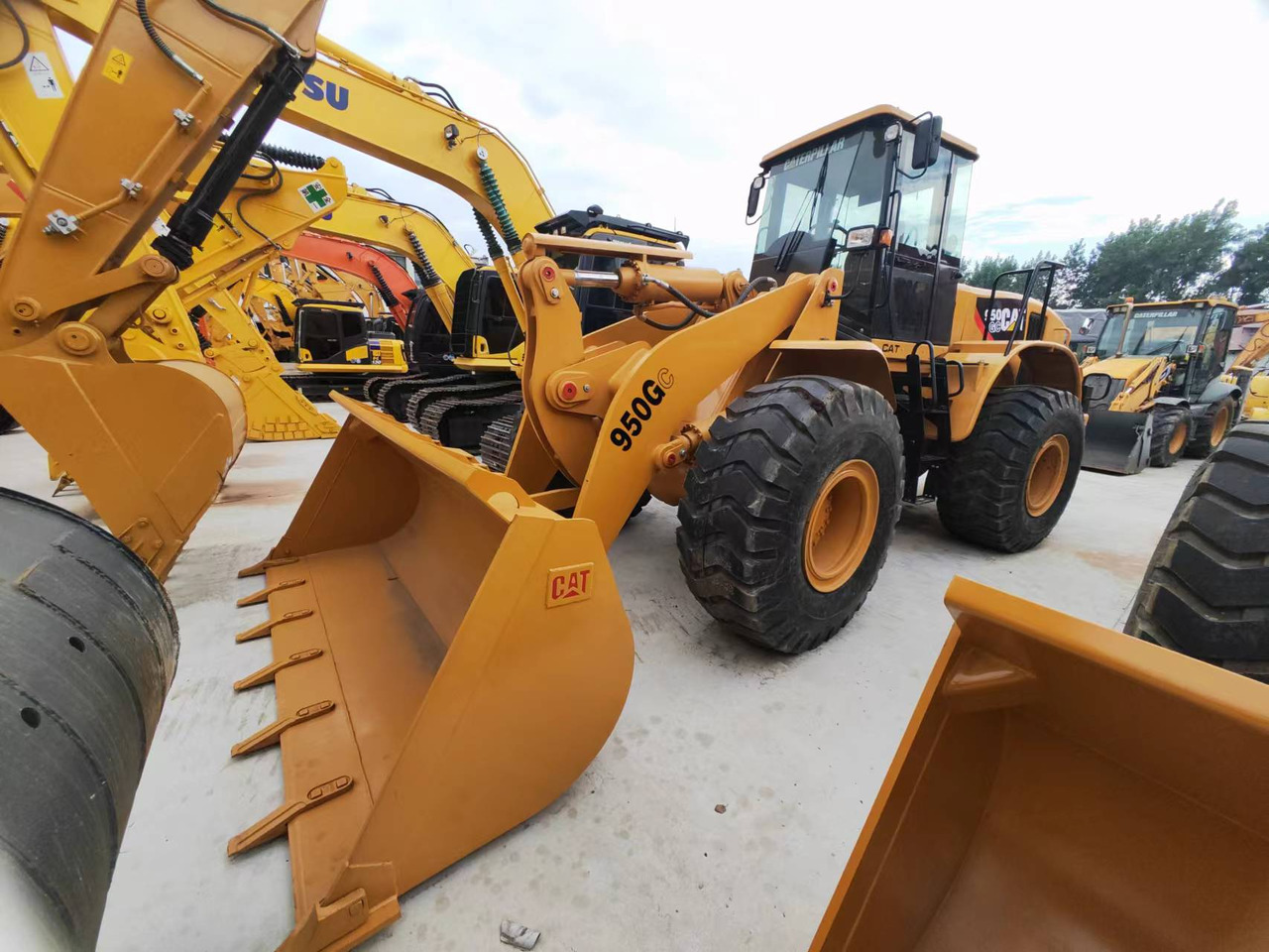 CATERPILLAR 950GC - Utovarivač točkaš: slika 1 CATERPILLAR 950GC - Utovarivač točkaš: slika 1